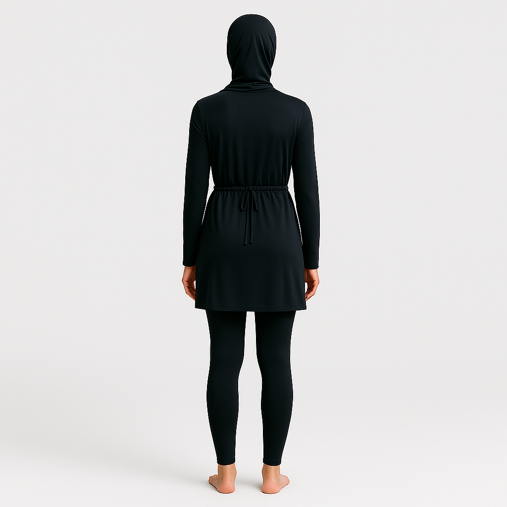 Modest Active Top - Black