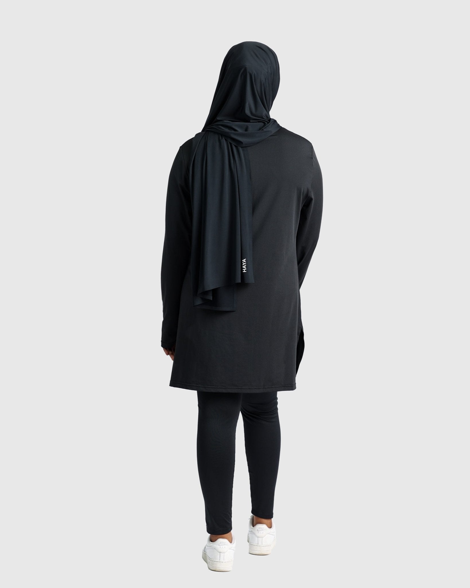 Essential Training Top - Black